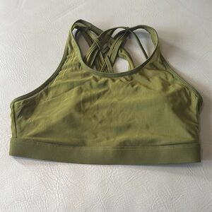 Fabletics medium sports bra - never been worn
